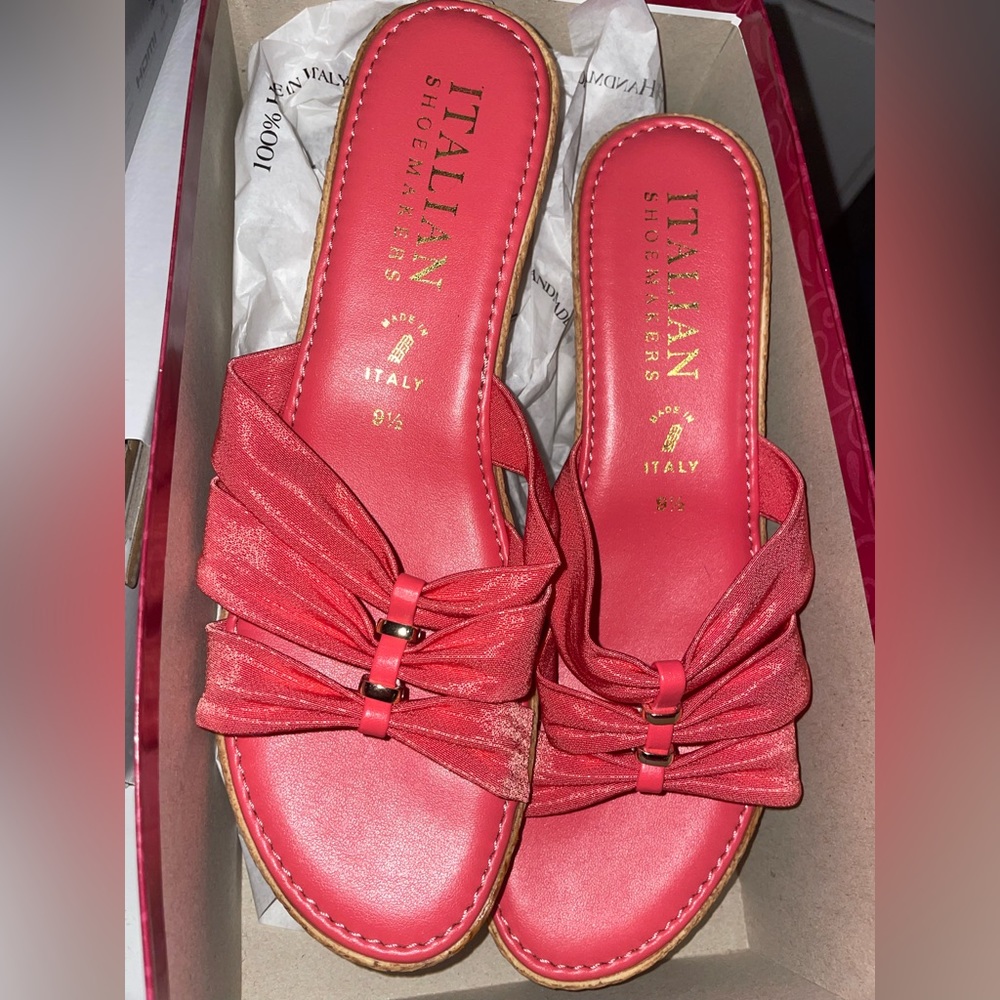 Rose colored Wedge Sandal